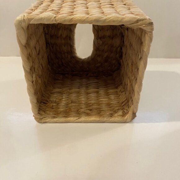 Boho Rattan/ Wicker Tissue Box Cover plus 2 lidded basket Decor - Picture 4 of 13